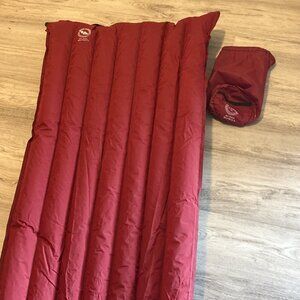 Big Agnes Air Core Mummy Sleeping Pad Lightweight Backpacking 20x78x2.5 Maroon
